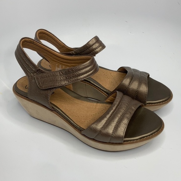 Clarks Hazelle Alba wedge Sandals bronze size 9.5 - Picture 1 of 11